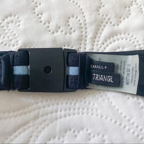 Triangl Swimwear Blue Embroidered Cup Bikini Top Size Small - Picture 6 of 6